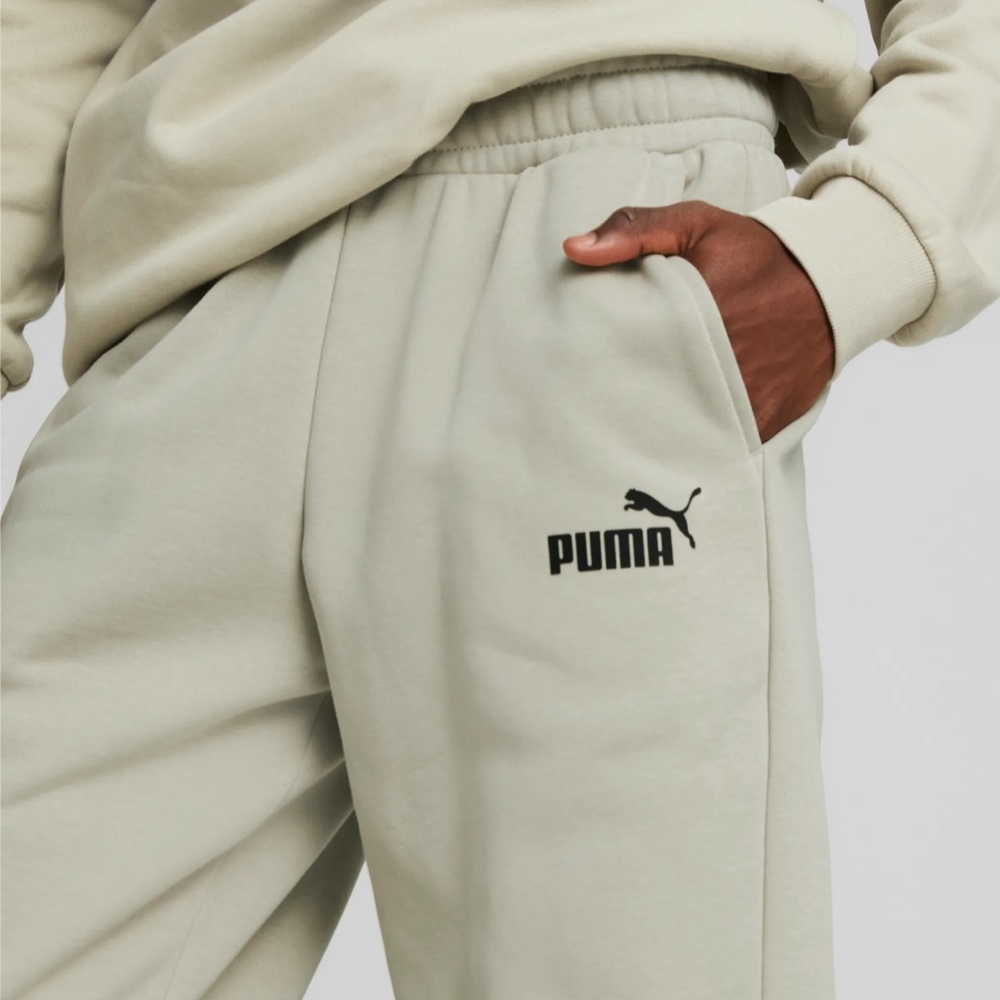 Puma Sweatpants Size Large NEW - Color: Pebble Gray